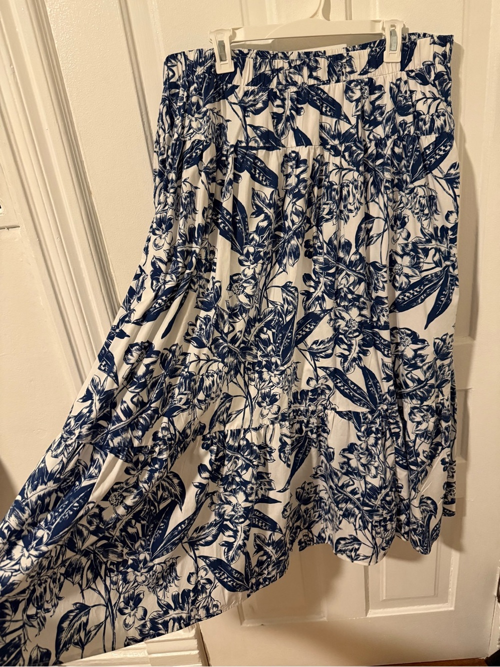 Abercrombie Blue and White Floral Tiered Maxi Skirt - Picture 5 of 5